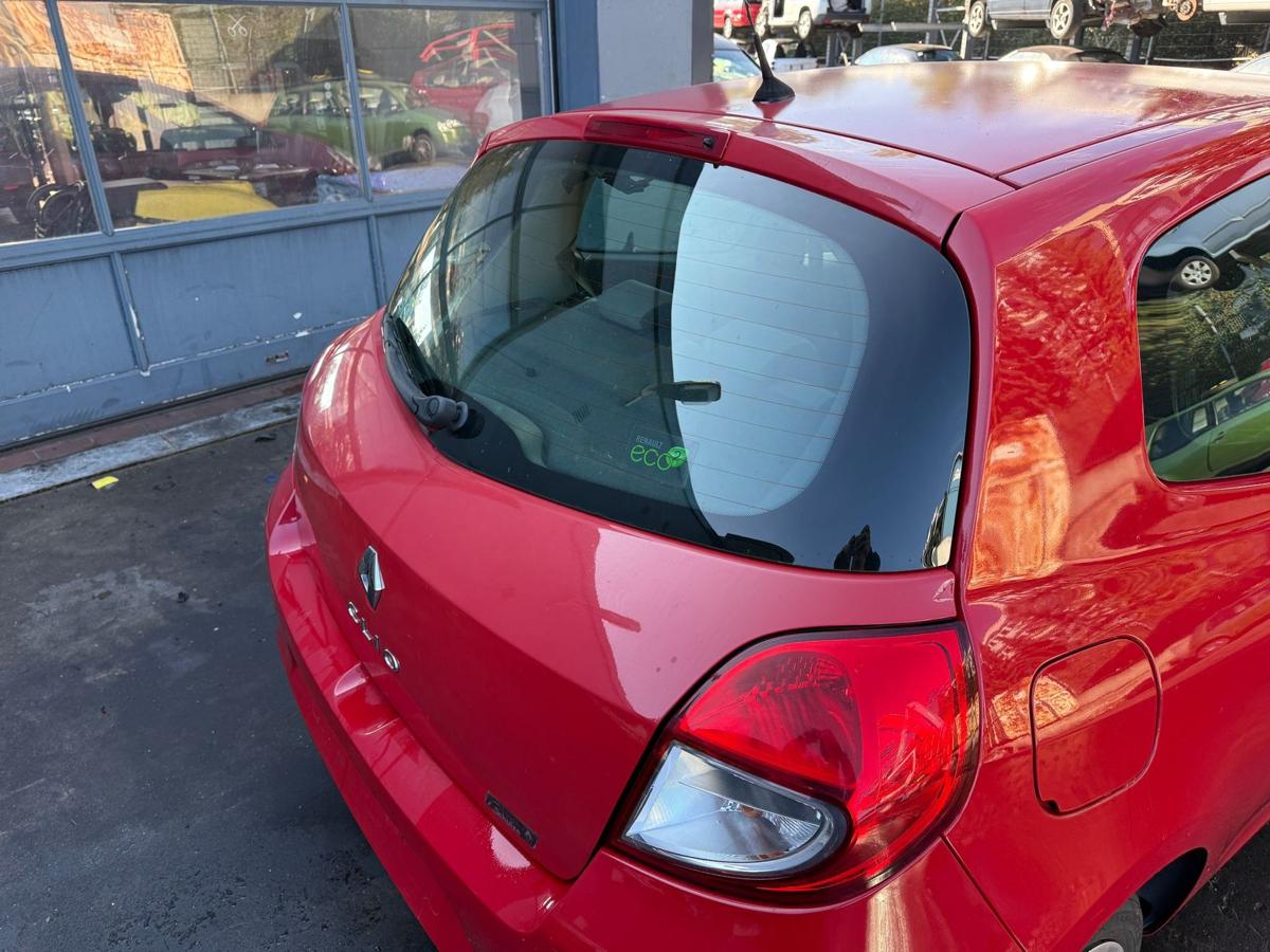 Renault Clio 3 original Heckklappe mit Scheibe OV727 Spanischrot Rohbau BJ09